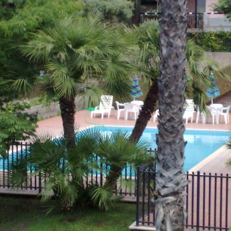 Porto Ulisse Bed & Breakfast Catania Bagian luar foto