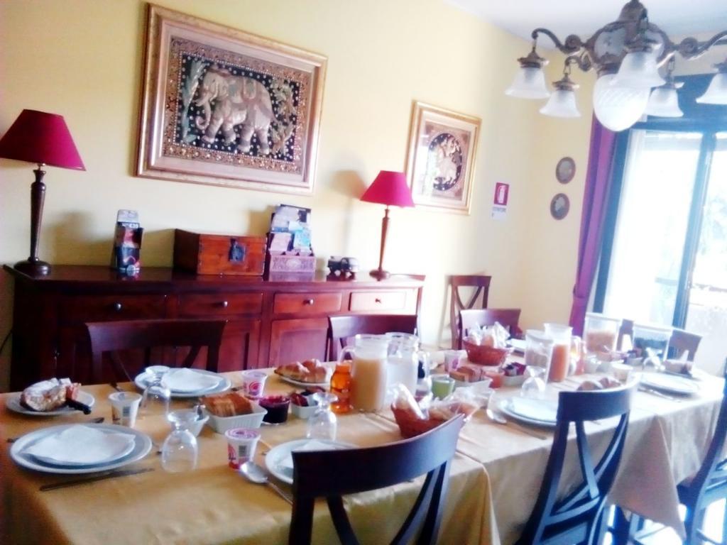 Porto Ulisse Bed & Breakfast Catania Bagian luar foto