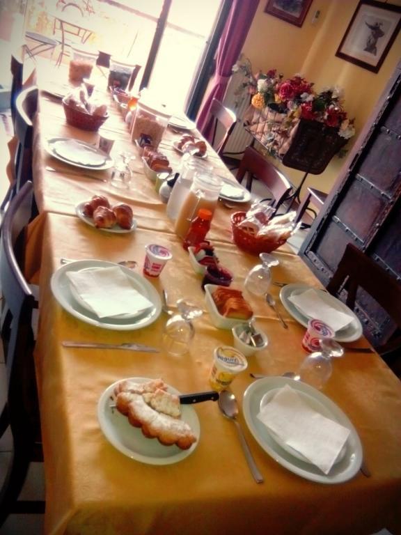 Porto Ulisse Bed & Breakfast Catania Bagian luar foto