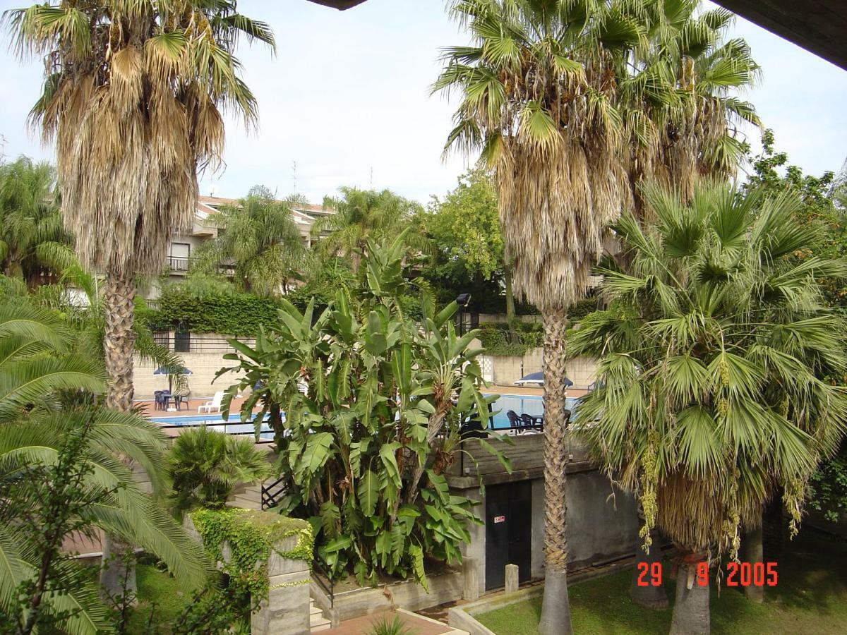 Porto Ulisse Bed & Breakfast Catania Bagian luar foto