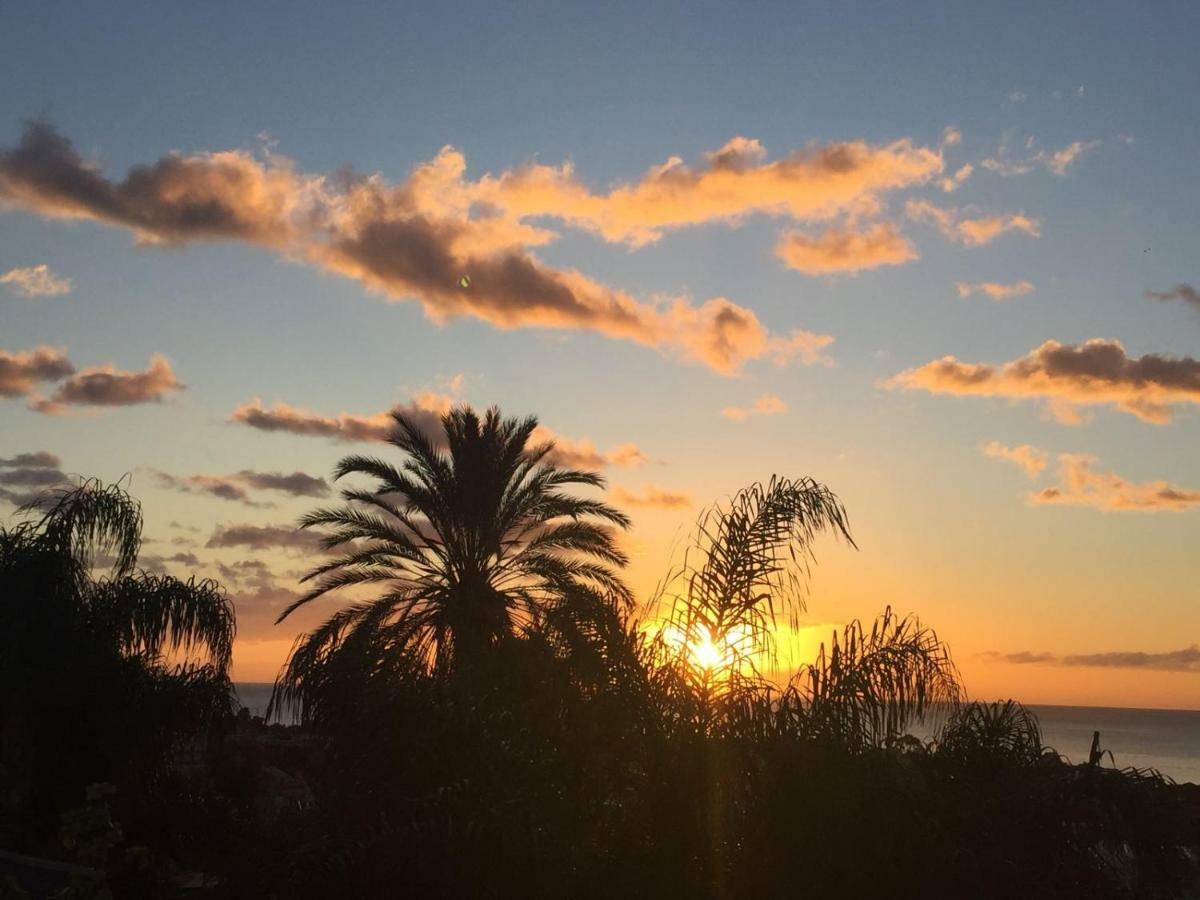 Porto Ulisse Bed & Breakfast Catania Bagian luar foto