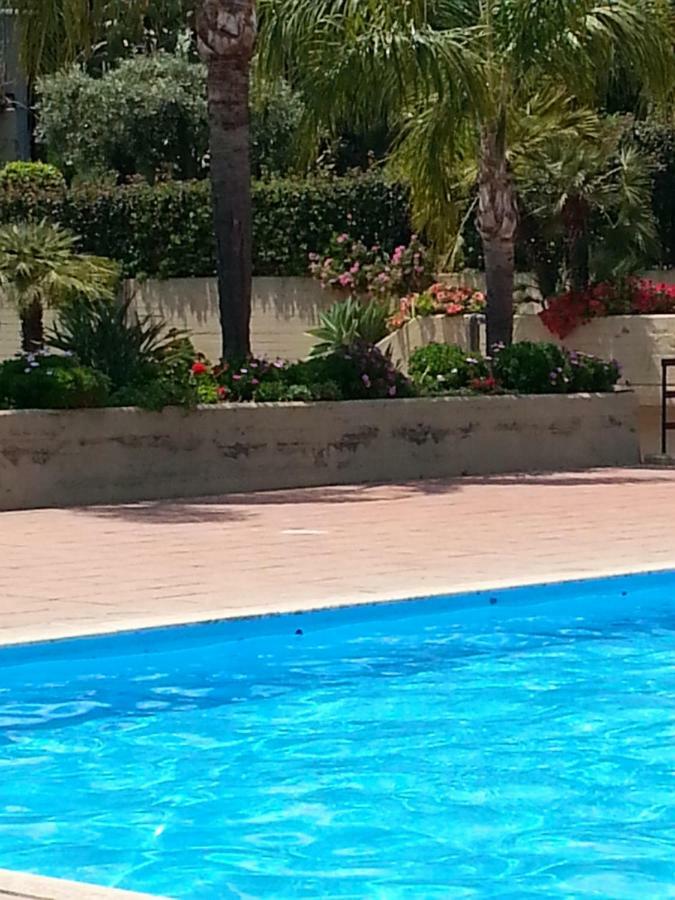 Porto Ulisse Bed & Breakfast Catania Bagian luar foto